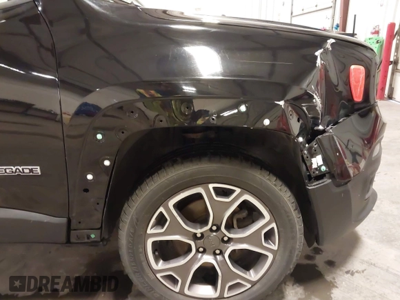 2016 Jeep Renegade Limited z VIN ZACCJBDT3GPE36002, wystawiony jako IAAI lot #42085830 z przebiegiem 85 550 mil mil oraz . Historia ofert i sprzedaży dostępna na DreamBid. Obrazek 6.