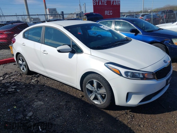 2018 Kia Forte LX with VIN 3KPFL4A7XJE172243, listed as a IAAI auction lot 41957937 with 105,221 mi miles. Bid and sale history available at carsss.com. Image 1.