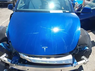 2024 Tesla Model Y Long Range with VIN 7SAYGDEE6RA242980, listed as a IAAI auction lot 40121685 with 9,126 mi miles and . Bid and sale history available at DreamBid. Image 10.