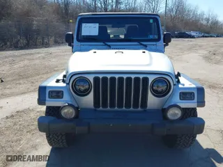 2004 Jeep Wrangler X with VIN 1J4FA39S94P727125, listed as a IAAI auction lot 41731746 with 110,194 mi miles. Bid and sale history available at carsss.com. Image 13.