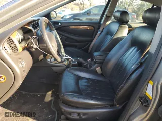 2002 Jaguar X-Type with VIN SAJEA51CX2WC59639, listed as a Copart auction lot 81078514 with 99,183 mi miles and Salvage Title. Bid and sale history available at carsss.com. Image 7.