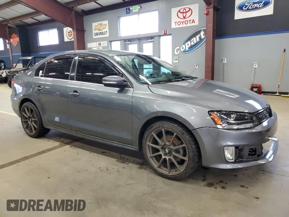 2013 Volkswagen Jetta TDI w/Premium с VIN 3VWLL7AJ0DM385046, выставлен на аукционе Copart как лот 55612265 с пробегом 115 955 миль миль и Списание • Salvage title. История ставок и продаж доступна на DreamBid. Изображение 4.