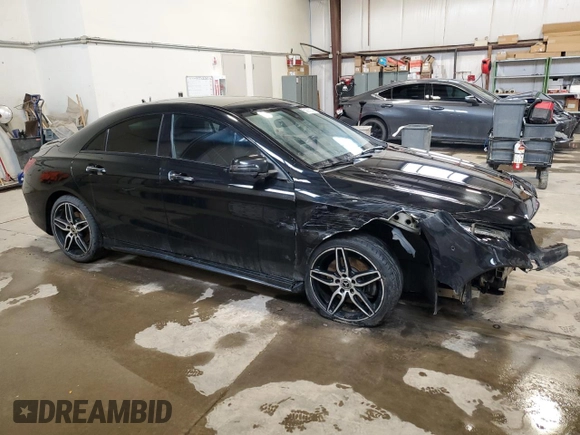 2018 Mercedes-Benz CLA 250 z VIN WDDSJ4GBXJN670296, wystawiony jako Copart lot #58865545 z przebiegiem 140 876 mil mil oraz Szkoda całkowita • Salvage title. Historia ofert i sprzedaży dostępna na DreamBid. Obrazek 4.