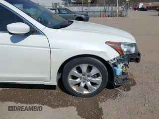 2010 Honda Accord EX-L z VIN 1HGCP3F88AA016788, wystawiony jako IAAI lot #41794302 z przebiegiem 134 340 mil mil oraz . Historia ofert i sprzedaży dostępna na DreamBid. Obrazek 19.