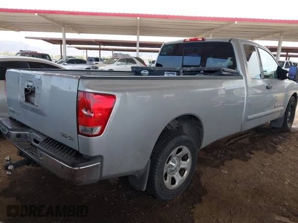 2008 Nissan Titan z VIN 1N6AA06E78N314745, wystawiony jako IAAI lot #41832293 z przebiegiem 221 380 mil mil oraz . Historia ofert i sprzedaży dostępna na DreamBid. Obrazek 4.