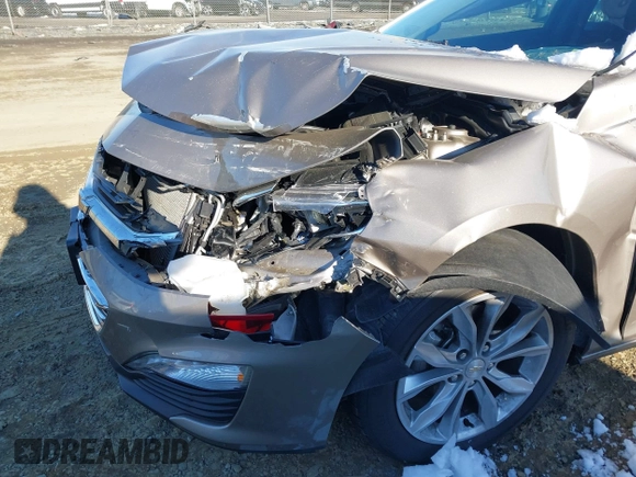 2024 Chevrolet Malibu LT with VIN 1G1ZD5ST8RF234051, listed as a IAAI auction lot 41312949 with 5,581 mi miles and . Bid and sale history available at DreamBid. Image 6.
