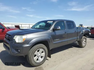 2015 Toyota Tacoma z VIN 3TMMU4FN7FM078006, wystawiony jako Copart lot #59129495 z przebiegiem 244 062 mil mil oraz Szkoda całkowita • Salvage title. Historia ofert i sprzedaży dostępna na DreamBid. Obrazek 1.
