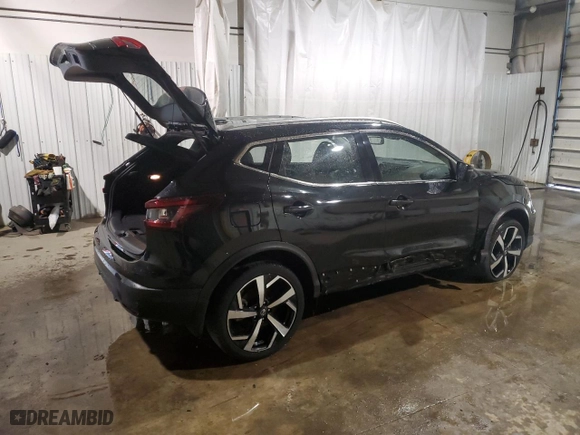 2021 Nissan Rogue Sport SL with VIN JN1BJ1CWXMW443533, listed as a Copart auction lot 86734584 with 24,815 mi miles and Salvage Title. Bid and sale history available at carsss.com. Image 3.