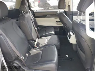 2024 Kia Carnival LX with VIN KNDNB4H36R6334873, listed as a IAAI auction lot 41120436 with 21,769 mi miles. Bid and sale history available at carsss.com. Image 8.