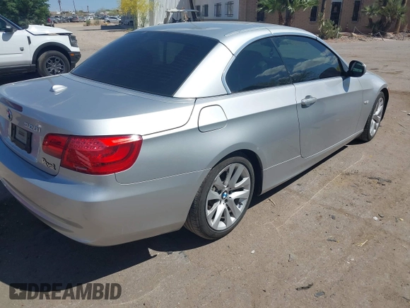 2011 BMW 3 Series 328i with VIN WBADW7C58BE726515, listed as a IAAI auction lot 42077827 with 104,316 mi miles and . Bid and sale history available at DreamBid. Image 4.