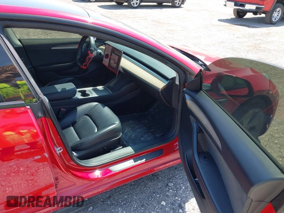 2022 Tesla Model 3 with VIN 5YJ3E1EA7NF152114, listed as a IAAI auction lot 42097399 with 96,726 mi miles. Bid and sale history available at carsss.com. Image 5.