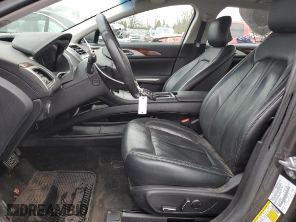 2015 Lincoln MKZ with VIN 3LN6L2GK4FR621797, listed as a Copart auction lot 48238215 with 100,738 mi miles and Salvage Title. Bid and sale history available at DreamBid. Image 7.