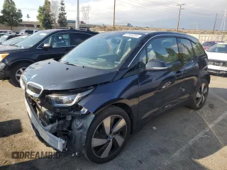 2021 BMW i3 with VIN WBY8P2C01M7J69526, listed as a Copart auction lot 37955244 with 26,790 mi miles. Bid and sale history available at carsss.com. Image 1.