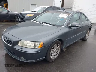2007 Volvo S60 2.5L Turbo with VIN YV1RS592772610389, listed as a IAAI auction lot 41872376 with 169,296 mi miles. Bid and sale history available at carsss.com. Image 2.