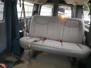 2005 Chevrolet Express Passenger z VIN 1GNFG15T351207764, wystawiony jako Copart lot #46085905 z przebiegiem 175 358 mil mil oraz Czysty tytuł • Clean title. Historia ofert i sprzedaży dostępna na DreamBid. Obrazek 10.