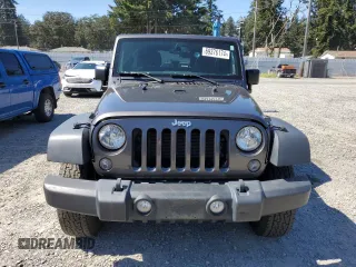 2018 Jeep Wrangler JK Unlimited Sport S with VIN 1C4HJWDG7JL929337, listed as a Copart auction lot 69376174 with 101,313 mi miles and Salvage Title. Bid and sale history available at carsss.com. Image 5.