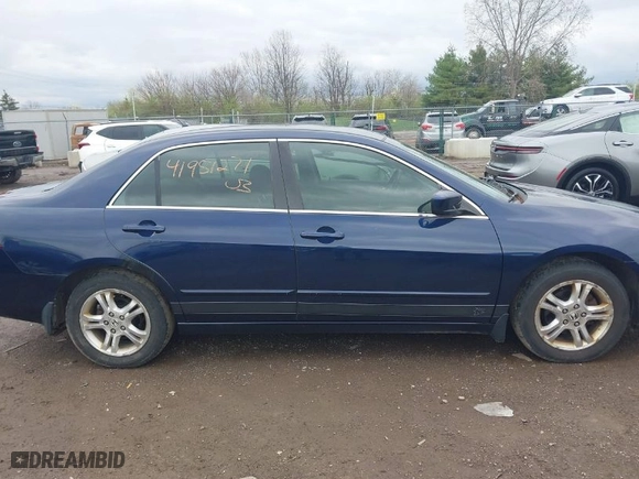 2006 Honda Accord Sdn LX SE with VIN 1HGCM563X6A110476, listed as a IAAI auction lot 41951271 with 314,889 mi miles. Bid and sale history available at carsss.com. Image 13.