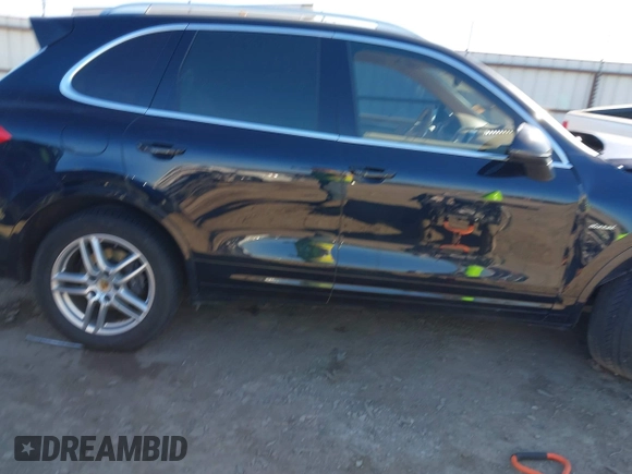 2015 Porsche Cayenne Diesel with VIN WP1AF2A25FLA39655, listed as a IAAI auction lot 41700654 with 127,713 mi miles and . Bid and sale history available at DreamBid. Image 13.