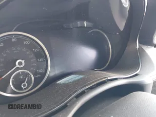 2025 Genesis GV70 2.5T z VIN KMUMADTB1SU203605, wystawiony jako IAAI lot #42385674 z przebiegiem Nie podano mil oraz . Historia ofert i sprzedaży dostępna na DreamBid. Obrazek 7.