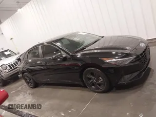 2023 Hyundai Elantra SEL z VIN KMHLM4AG3PU526870, wystawiony jako IAAI lot #41471456 z przebiegiem 33 252 mil mil oraz . Historia ofert i sprzedaży dostępna na DreamBid. Obrazek 14.