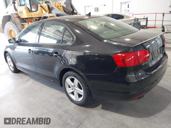 2011 Volkswagen Jetta TDI with VIN 3VWLL7AJ5BM128218, listed as a IAAI auction lot 42250334 with 184,169 mi miles and . Bid and sale history available at DreamBid. Image 3.