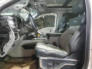 2024 Ford F-350 XL with VIN 1FT8W3BM0REC88847, listed as a Copart auction lot 59127545 with 22,115 mi miles and Salvage title. Bid and sale history available at DreamBid. Image 7.