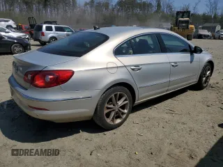 2009 Volkswagen CC Luxury z VIN WVWHL73C39E557493, wystawiony jako Copart lot #50657935 z przebiegiem 180 607 mil mil oraz Czysty tytuł • Clean title. Historia ofert i sprzedaży dostępna na DreamBid. Obrazek 3.