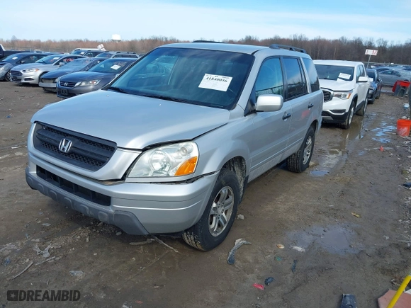 2003 Honda Pilot EX with VIN 2HKYF18553H556321, listed as a IAAI auction lot 41840056 with 110,352 mi miles. Bid and sale history available at carsss.com. Image 17.