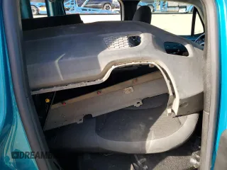 2020 Jeep Renegade Altitude with VIN ZACNJABB0LPL99236, listed as a Copart auction lot 44825675 with 83,809 mi miles and Salvage Title. Bid and sale history available at DreamBid. Image 10.