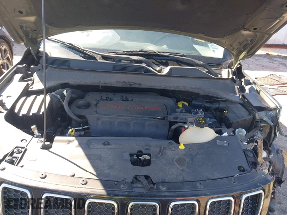 2018 Jeep Compass Altitude with VIN 3C4NJDBBXJT290891, listed as a IAAI auction lot 41741412 with 182,716 mi miles and . Bid and sale history available at carsss.com. Image 10.