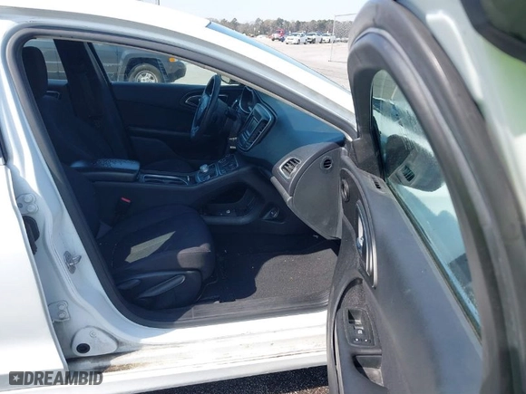 2015 Chrysler 200 Limited with VIN 1C3CCCAB0FN593655, listed as a IAAI auction lot 41746879 with 171,551 mi miles. Bid and sale history available at carsss.com. Image 5.