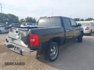 2011 Chevrolet Silverado 1500 LT with VIN 3GCPCSEAXBG115254, listed as a IAAI auction lot 40297491 with 222,214 mi miles and . Bid and sale history available at DreamBid. Image 4.