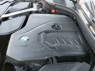 2021 BMW 5 Series 530i xDrive z VIN WBA13BJ04MCF43555, wystawiony jako IAAI lot #42169253 z przebiegiem 43 501 mil mil oraz . Historia ofert i sprzedaży dostępna na DreamBid. Obrazek 24.