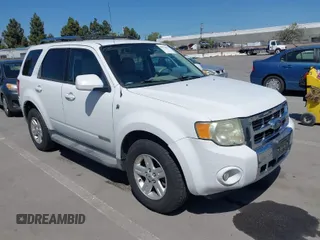 2008 Ford Escape Hybrid with VIN 1FMCU59H48KC06991, listed as a IAAI auction lot 41974921 with 229,956 mi miles. Bid and sale history available at carsss.com. Image 1.