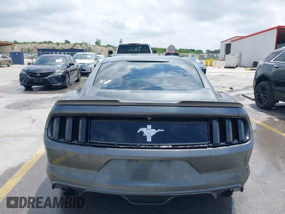2016 Ford Mustang V6 с VIN 1FA6P8AM2G5290170, выставлен на аукционе IAAI как лот 42260864 с пробегом 122 675 миль миль и . История ставок и продаж доступна на DreamBid. Изображение 16.