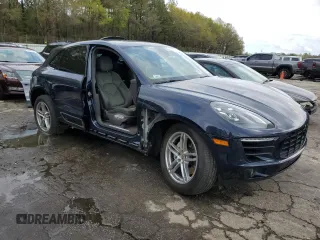 2017 Porsche Macan S with VIN WP1AB2A56HLB13657, listed as a Copart auction lot 50714375 with 60,731 mi miles and Salvage Title. Bid and sale history available at DreamBid. Image 4.