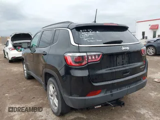 2019 Jeep Compass Sport z VIN 3C4NJCAB2KT848049, wystawiony jako IAAI lot #42119957 z przebiegiem 119 638 mil mil oraz . Historia ofert i sprzedaży dostępna na DreamBid. Obrazek 3.