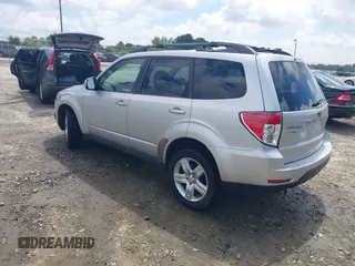 2010 Subaru Forester X Premium с VIN JF2SH6CC3AH751091, выставлен на аукционе IAAI как лот 42537003 с пробегом 155 534 миль миль и . История ставок и продаж доступна на DreamBid. Изображение 3.
