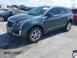 2020 Cadillac XT5 Luxury FWD z VIN 1GYKNAR45LZ224459, wystawiony jako IAAI lot #42295055 z przebiegiem 69 751 mil mil oraz . Historia ofert i sprzedaży dostępna na DreamBid. Obrazek 2.