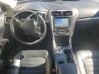 2017 Ford Fusion SE with VIN 3FA6P0H92HR172749, listed as a Copart auction lot 55575595 with 132,767 mi miles and Salvage Title. Bid and sale history available at DreamBid. Image 8.