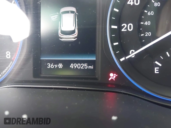 2018 Hyundai Kona Ultimate with VIN KM8K53A5XJU067989, listed as a IAAI auction lot 41564887 with 49,025 mi miles. Bid and sale history available at carsss.com. Image 16.