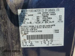 2004 Ford F-150 XL с VIN 2FTRF17204CA19200, выставлен на аукционе Copart как лот 55040633 с пробегом Не указан миль и Списание • Salvage title. История ставок и продаж доступна на DreamBid. Изображение 12.