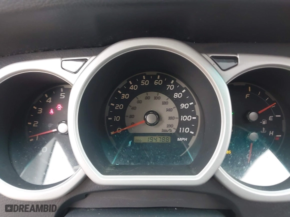2005 Toyota 4Runner SR5 with VIN JTEBU14R050059290, listed as a IAAI auction lot 41906095 with 194,788 mi miles. Bid and sale history available at carsss.com. Image 7.