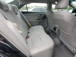 2015 Toyota Camry XLE z VIN 4T1BF1FK3FU939355, wystawiony jako Copart lot #56998335 z przebiegiem 108 689 mil mil oraz Szkoda całkowita • Salvage title. Historia ofert i sprzedaży dostępna na DreamBid. Obrazek 10.