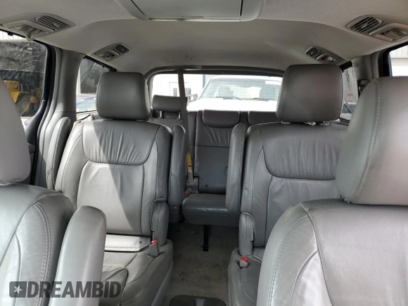 2010 Toyota Sienna XLE with VIN 5TDDK4CC5AS032739, listed as a Copart auction lot 55212585 with 200,316 mi miles and Salvage title. Bid and sale history available at DreamBid. Image 10.