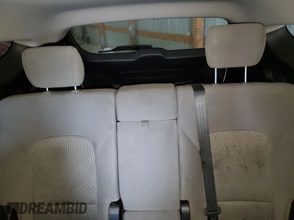 2016 Hyundai Santa Fe z VIN 5XYZTDLB8GG353853, wystawiony jako Copart lot #51740105 z przebiegiem 147 007 mil mil oraz Szkoda całkowita • Salvage title. Historia ofert i sprzedaży dostępna na DreamBid. Obrazek 10.