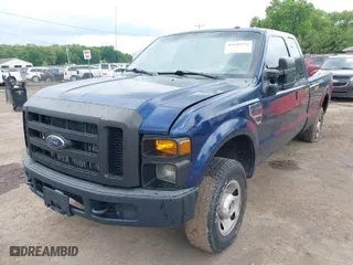 2009 Ford Super Duty F-250 SRW XL with VIN 1FTSX21R89EA60895, listed as a IAAI auction lot 39419254 with 154,411 mi miles. Bid and sale history available at carsss.com. Image 2.