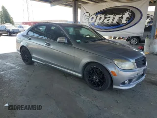 2008 Mercedes-Benz C 350 Sport z VIN WDDGF56X98F167972, wystawiony jako Copart lot #65090845 z przebiegiem 115 433 mil mil oraz Szkoda całkowita • Salvage title. Historia ofert i sprzedaży dostępna na DreamBid. Obrazek 4.