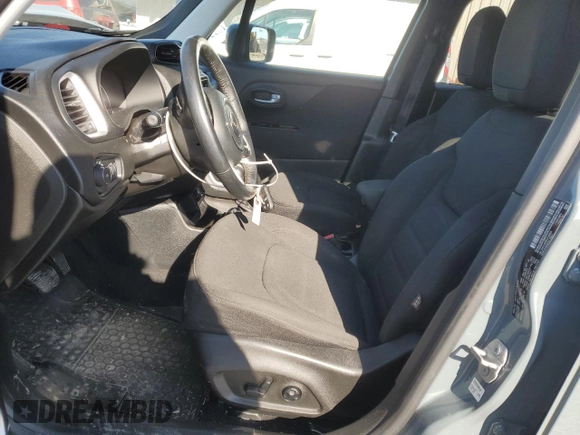2018 Jeep Renegade Latitude z VIN ZACCJABB3JPJ59828, wystawiony jako Copart lot #42498775 z przebiegiem 92 448 mil mil oraz Szkoda całkowita • Salvage title. Historia ofert i sprzedaży dostępna na DreamBid. Obrazek 7.