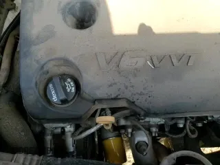 2018 Chevrolet Traverse LT with VIN 1GNERHKW5JJ227165, listed as a Copart auction lot 63685255 with 98,306 mi miles and Salvage title. Bid and sale history available at DreamBid. Image 16.